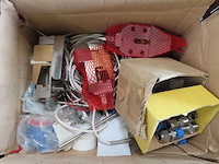 Partij bevestigingsmateriaal en machinetoebehoren - afbeelding 2 van  3