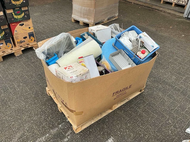 Partij | bevestigingsmateriaal en overige - afbeelding 1 van  7