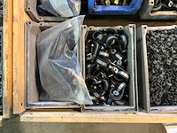 Partij bevestigingsmateriaal en slangklemmen - afbeelding 4 van  5