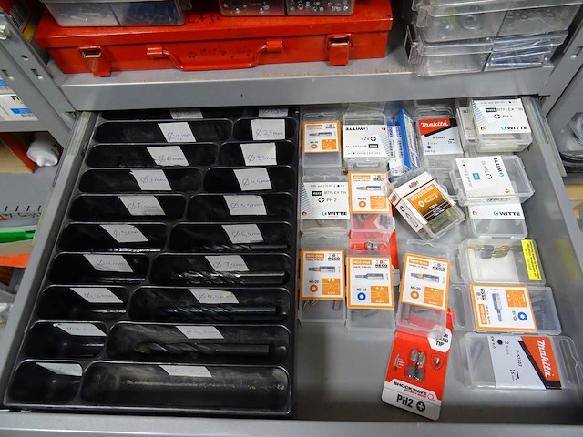 Partij bevestigingsmateriaal met stelling - afbeelding 3 van  31