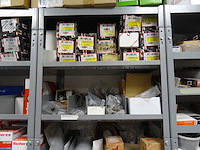 Partij bevestigingsmateriaal met stelling - afbeelding 5 van  31