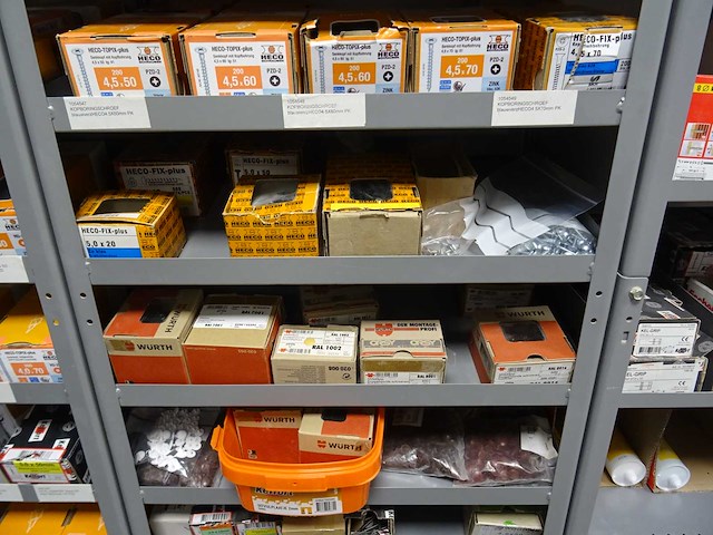 Partij bevestigingsmateriaal met stelling - afbeelding 13 van  31