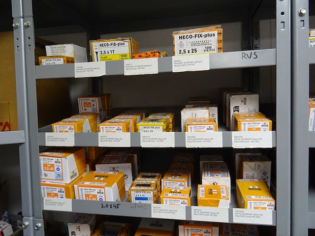 Partij bevestigingsmateriaal met stelling - afbeelding 16 van  31