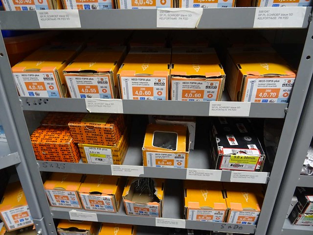 Partij bevestigingsmateriaal met stelling - afbeelding 18 van  31