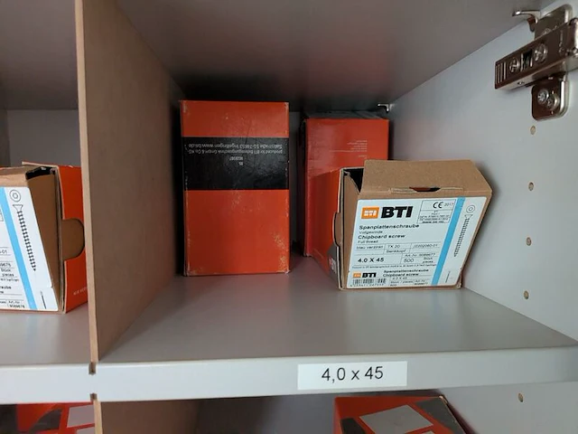 Partij bevestigingsmateriaal o.a. bti, heco, spax - afbeelding 47 van  66