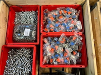 Partij bevestigingsmateriaal, relais en diversen - afbeelding 2 van  6