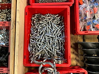 Partij bevestigingsmateriaal, relais en diversen - afbeelding 3 van  6