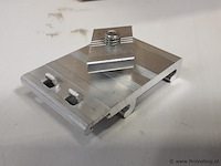 Partij bevestigingsmateriaal t.b.v. zonnepanelen - ca. 200 stuks - afbeelding 3 van  4