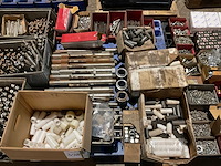 Partij bevestigingsmateriaal - afbeelding 1 van  6