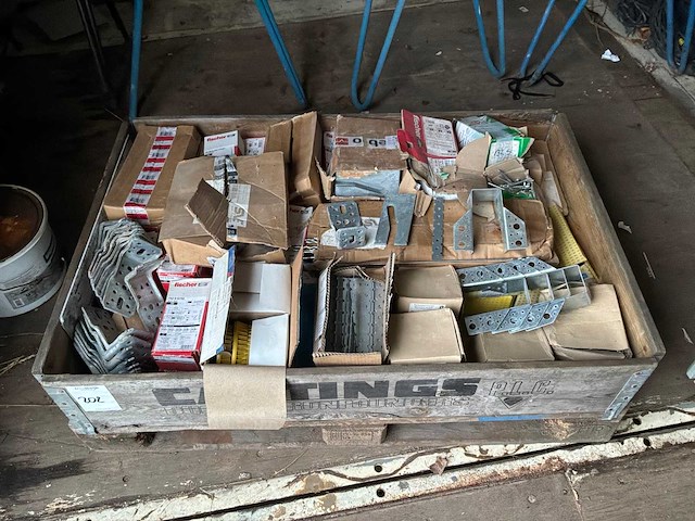 Partij bevestigingsmateriaal - afbeelding 2 van  8