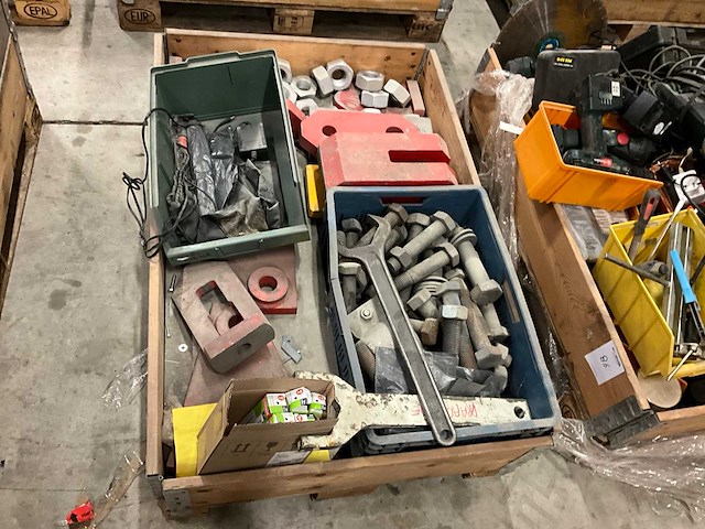 Partij bevestigingsmateriaal - afbeelding 2 van  5