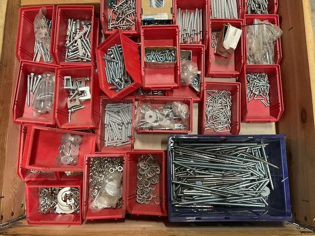 Partij bevestigingsmateriaal - afbeelding 2 van  3