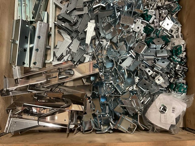 Partij bevestigingsmateriaal - afbeelding 2 van  4