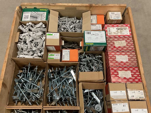 Partij bevestigingsmateriaal - afbeelding 3 van  7