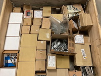 Partij bevestigingsmateriaal - afbeelding 3 van  3