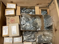 Partij bevestigingsmateriaal - afbeelding 3 van  11