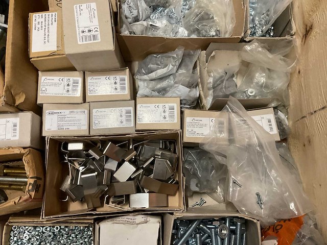 Partij bevestigingsmateriaal - afbeelding 10 van  11