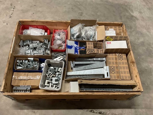 Partij bevestigingsmateriaal - afbeelding 1 van  7