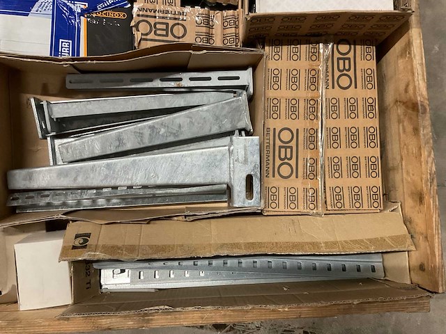 Partij bevestigingsmateriaal - afbeelding 7 van  7