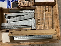 Partij bevestigingsmateriaal - afbeelding 7 van  7