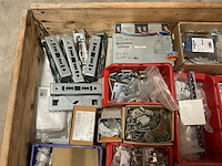 Partij bevestigingsmateriaal - afbeelding 9 van  9