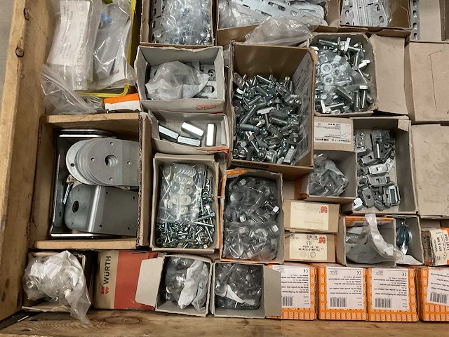 Partij bevestigingsmateriaal - afbeelding 2 van  9