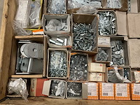 Partij bevestigingsmateriaal - afbeelding 2 van  9