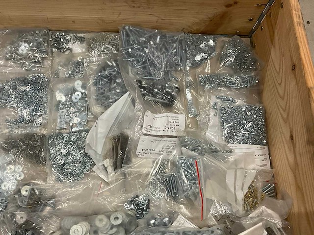 Partij bevestigingsmateriaal - afbeelding 3 van  9