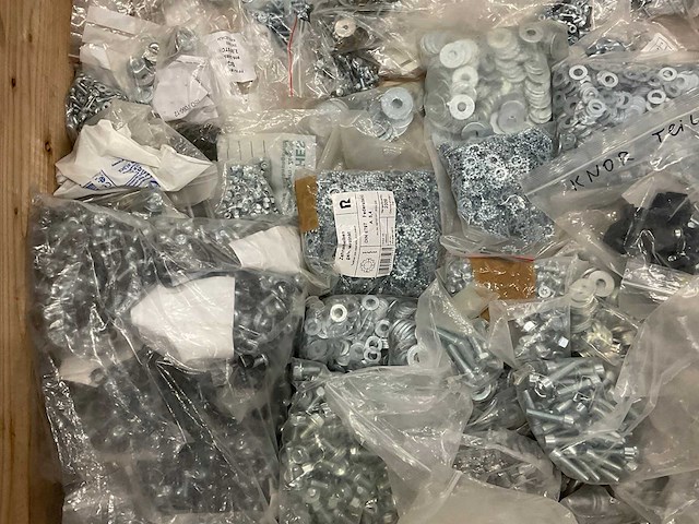 Partij bevestigingsmateriaal - afbeelding 6 van  9