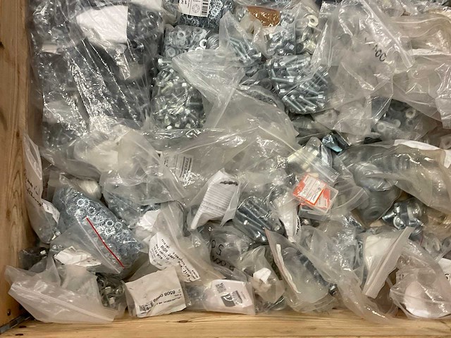 Partij bevestigingsmateriaal - afbeelding 9 van  9