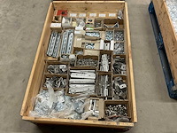 Partij bevestigingsmateriaal - afbeelding 1 van  9