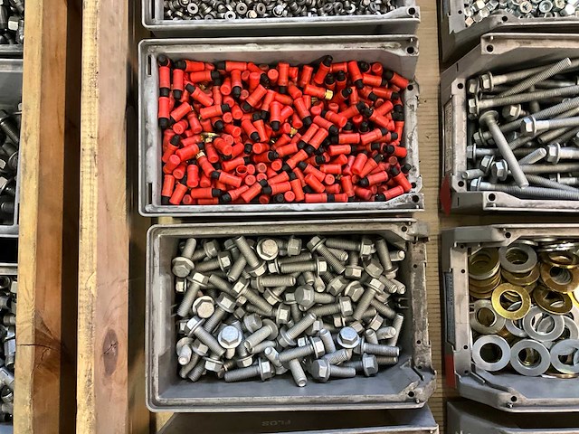 Partij bevestigingsmateriaal - afbeelding 4 van  7