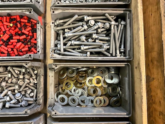 Partij bevestigingsmateriaal - afbeelding 5 van  7