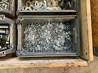 Partij bevestigingsmateriaal - afbeelding 7 van  7