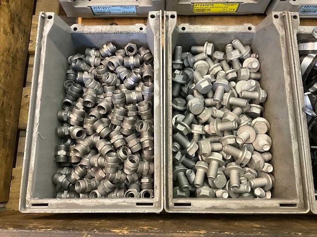 Partij bevestigingsmateriaal - afbeelding 5 van  7