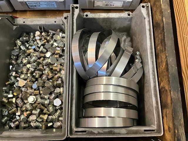 Partij bevestigingsmateriaal - afbeelding 7 van  7