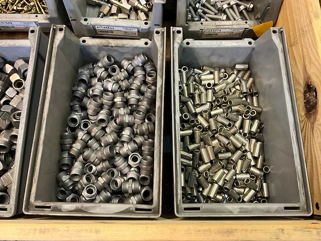 Partij bevestigingsmateriaal - afbeelding 4 van  5