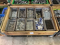 Partij bevestigingsmateriaal - afbeelding 1 van  7