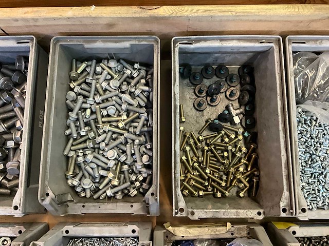 Partij bevestigingsmateriaal - afbeelding 3 van  7