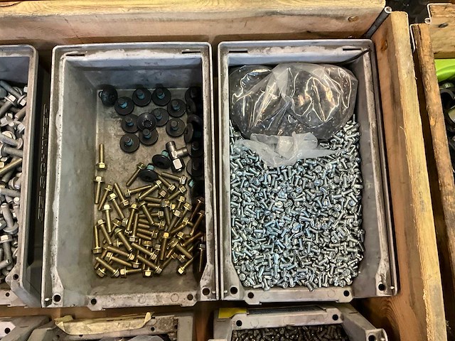 Partij bevestigingsmateriaal - afbeelding 4 van  7