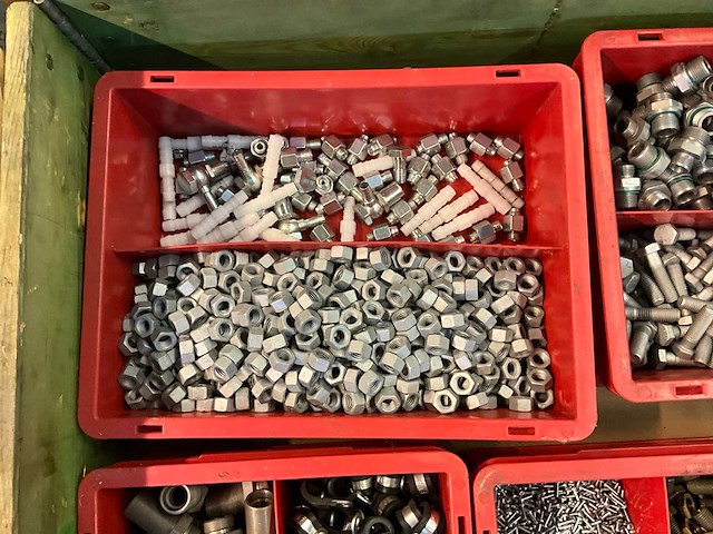 Partij bevestigingsmateriaal - afbeelding 2 van  6