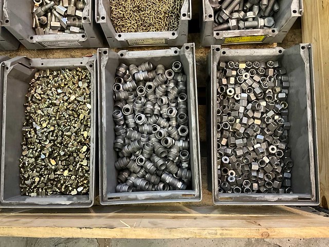 Partij bevestigingsmateriaal - afbeelding 6 van  6