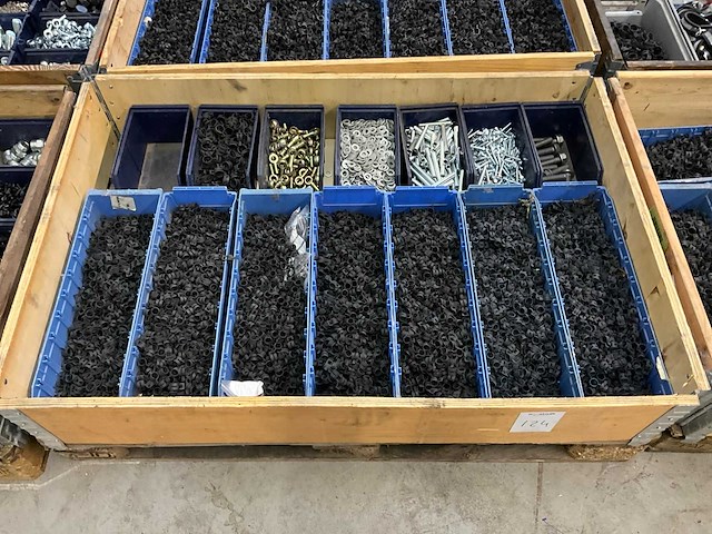 Partij bevestigingsmateriaal - afbeelding 1 van  5