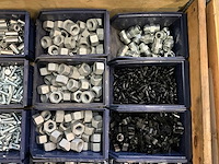 Partij bevestigingsmateriaal - afbeelding 3 van  5