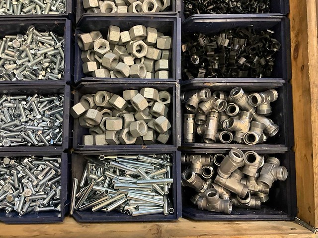 Partij bevestigingsmateriaal - afbeelding 4 van  5