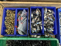 Partij bevestigingsmateriaal - afbeelding 2 van  6