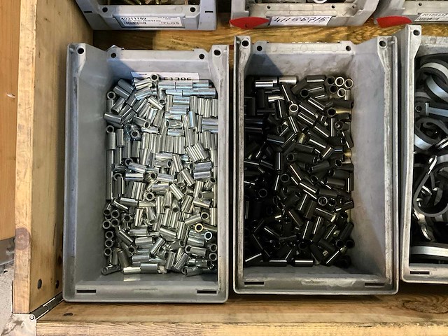 Partij bevestigingsmateriaal - afbeelding 4 van  5