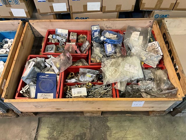 Partij bevestigingsmateriaal - afbeelding 1 van  6