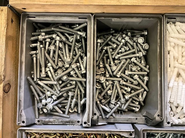 Partij bevestigingsmateriaal - afbeelding 2 van  6