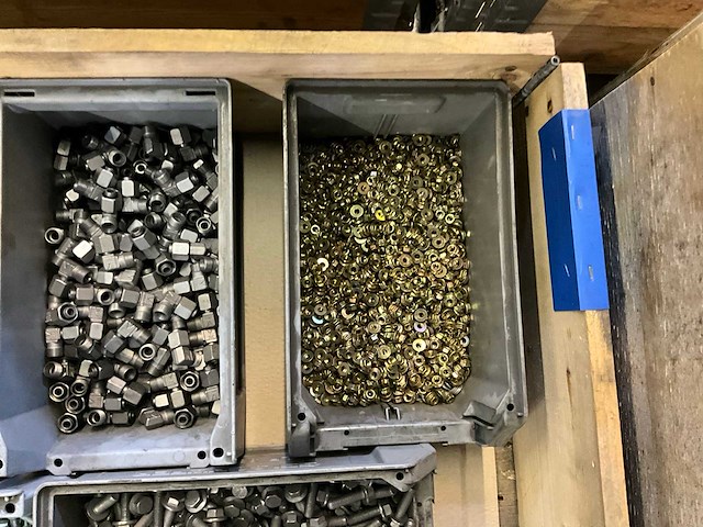 Partij bevestigingsmateriaal - afbeelding 4 van  6